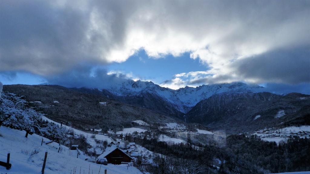Gite Le Cerf De Belledonne Sainte-Agnès Exterior foto