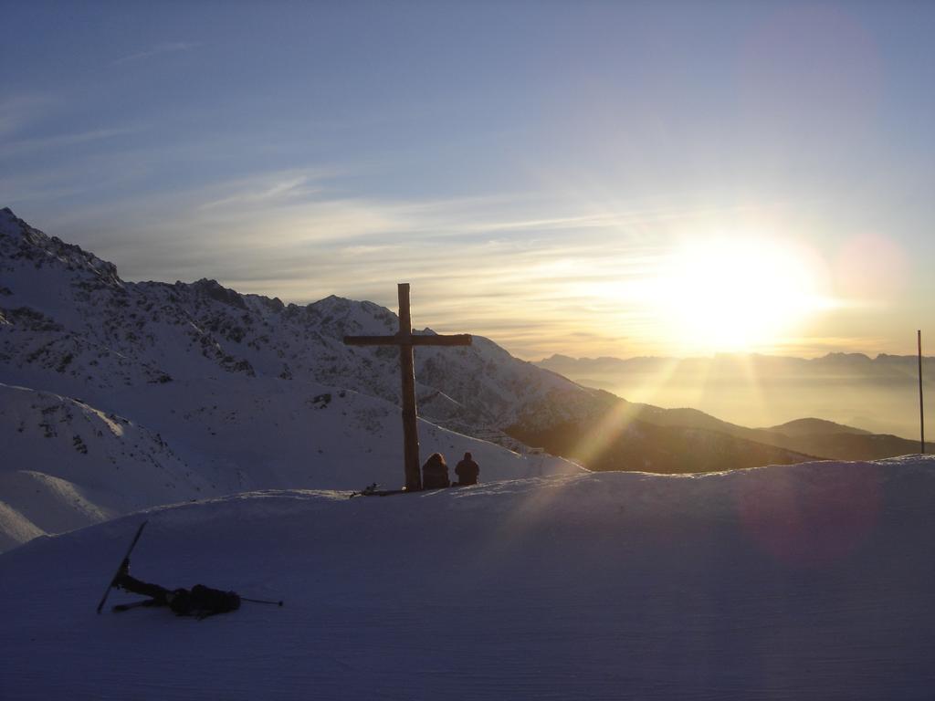 Gite Le Cerf De Belledonne Sainte-Agnès Exterior foto